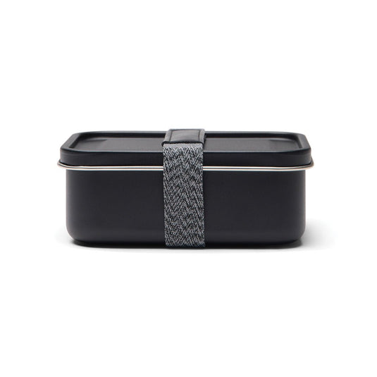Parks RCS SS lunch box - Custom Wood DesignsVinga Parks RCS SS lunch box for home and living, featuring a sleek stainless steel design with secure latch closure.Home & LivingV2691101Recycled Stainless steel,Polyesterblack
