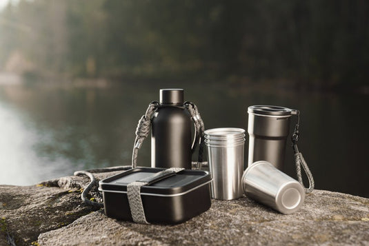 Parks RCS SS lunch box - Custom Wood DesignsVinga Parks RCS SS lunch box for home and living, featuring a sleek stainless steel design with secure lid and compact size.Home & LivingV2691101Recycled Stainless steel,Polyesterblack