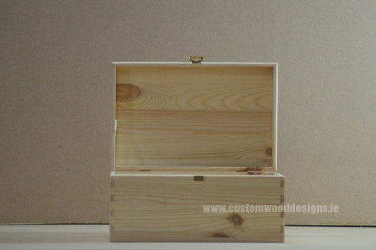 Pine Wood Chest CB3 29 X 19 X1 4,5 cm Chest Box pin bedroom deco box box with lid room deco wood wooden pine-wood-chest-cb3-29-x-19-x1-45-cmcustom-wood-designschest-box-333255_933492c6-cd46-47d8-b330-43eb0986761b