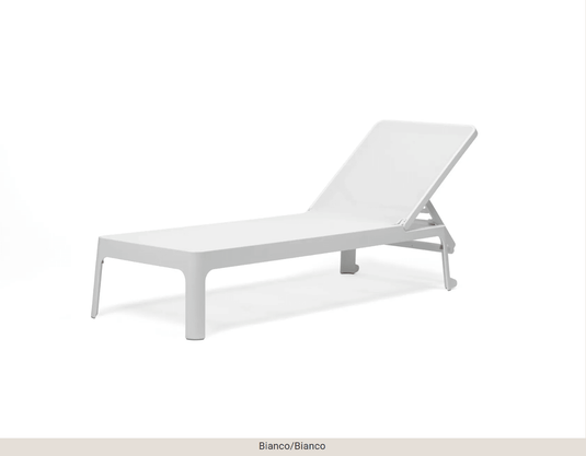 Plano Outdoor Sun Lounger by Nardi – Reclining Poolside Furniture - Custom Wood DesignsNardi Plano outdoor sun lounger in white, reclining poolside furniture for relaxing patio and outdoor leisure.Sunlounger24575216990007White