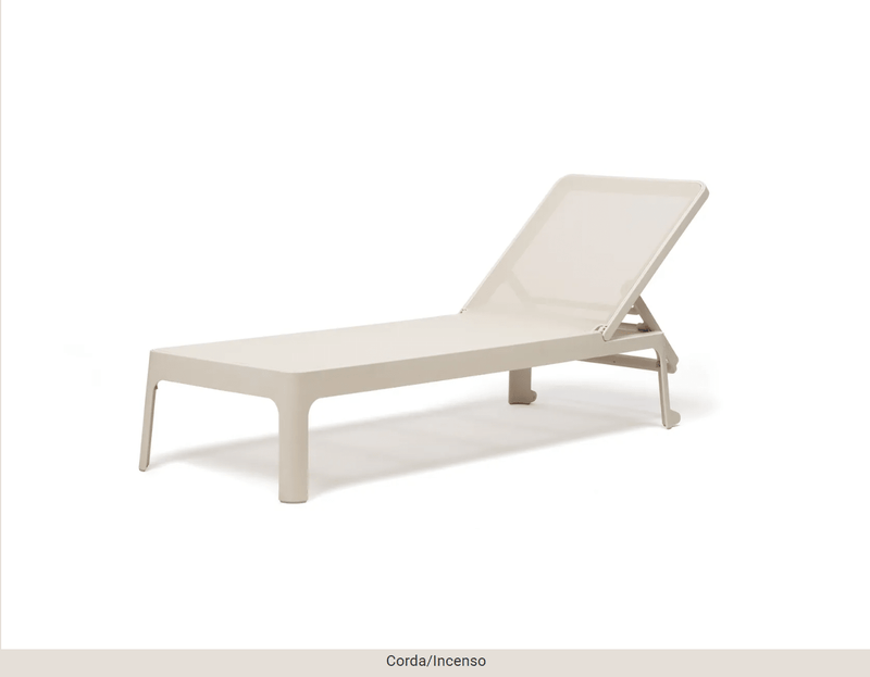 Load image into Gallery viewer, Plano Outdoor Sun Lounger by Nardi – Reclining Poolside Furniture - Custom Wood DesignsNardi Plano outdoor sun lounger in Croda color, reclining poolside furniture for outdoor patio relaxation.Sunlounger24575217321002Croda
