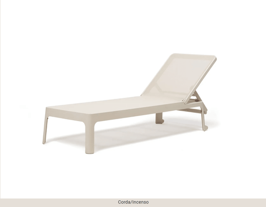 Plano Outdoor Sun Lounger by Nardi – Reclining Poolside Furniture - Custom Wood DesignsNardi Plano outdoor sun lounger in Croda color, reclining poolside furniture for outdoor patio relaxation.Sunlounger24575217321002Croda