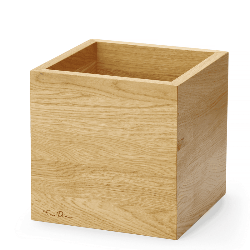 Load image into Gallery viewer, Fine Dine Madeira stand, 220x220x220mm, black plastic display stand with sturdy construction and smooth finish.
