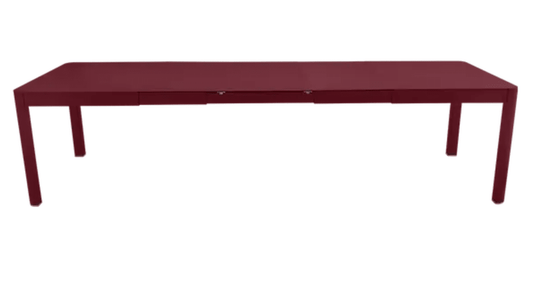 Black Cherry Fermob Ribambelle XL extendable metal table, 14-seater hospitality dining table with large, adjustable surface.