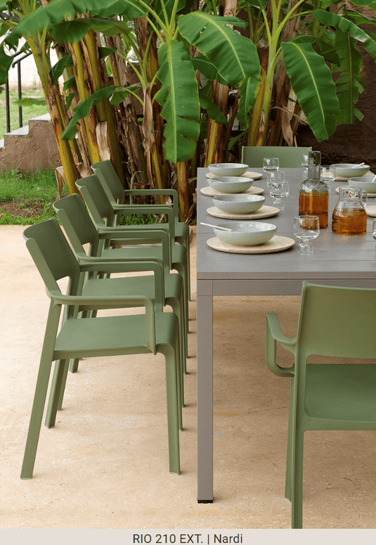 Rio 210 Extensible Table DurelTOP - Custom Wood DesignsNardi Rio 210 Extensible outdoor table with tortora finish, featuring a sleek design and adjustable length for outdoor dining.Nardi Outdoor Table24575205320119Bianco