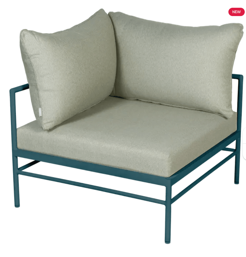 Load image into Gallery viewer, Rivage Corner Armchair - Custom Wood DesignsFermob Rivage corner outdoor armchair in Meadow Green metal, featuring a stylish curved design for garden or patio seating.Corner Outdoor Sofa Fermob Metal24575201063575Acapulco Meadow Green

