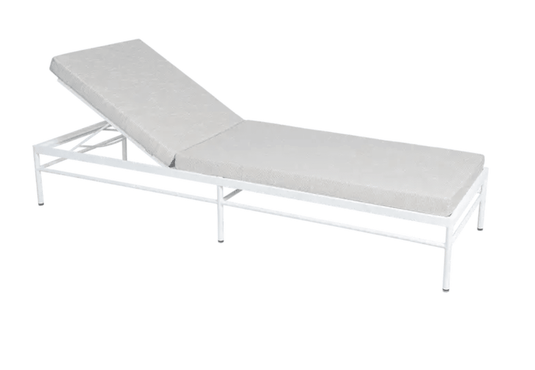 Rivage Sunlounger Luxury - Custom Wood DesignsCotton white wicker Rivage luxury sunlounger by Fermob featuring a metal frame and comfortable outdoor design.Sunlounger Metal24575202468919Cotton White Whicker