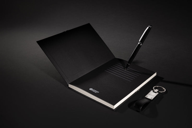 Load image into Gallery viewer, Swiss Peak RCS certified business gift set - Custom Wood DesignsSwiss Peak RCS certified business gift set with portfolio and notebook, featuring sleek black design and high-quality materials.Portfolios &amp; NotebooksP774.6601Recycled paper,Recycled Stainless steelblack

