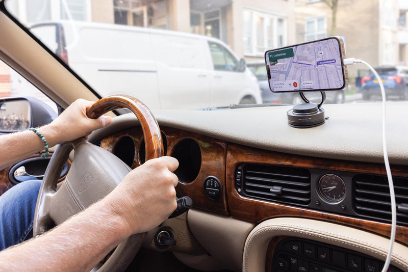 Load image into Gallery viewer, XD Xclusive Terra 360 RCS recycled plastic universal phone holder with custom wood design for phones and tablets.
