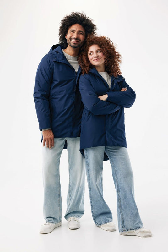 iqoniq Thelon recycled polyester parka in navy with custom wood design, featuring a textile construction and eco-friendly materials.