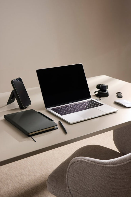 VINGA Baltimore RCS 4-in-1 Refillable Notebook - Custom Wood DesignsVinga Baltimore RCS 4-in-1 refillable notebook with leather cover and multiple paper sections for writing and note-taking.Portfolios & NotebooksV7731107Recycled Polyurethane,Recycled papergreen